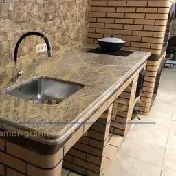 Гранит Ivory Brown